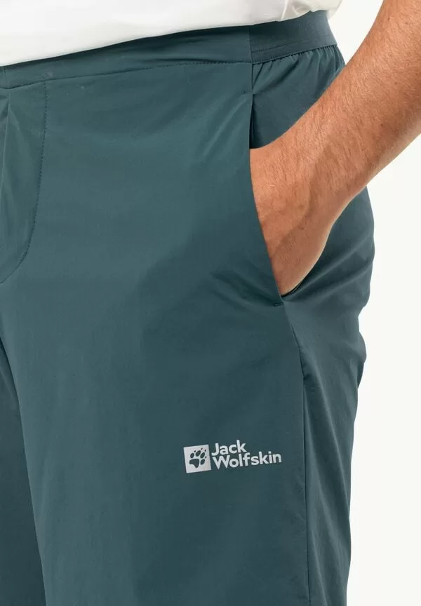 Emerald-1509041_4299_002-2